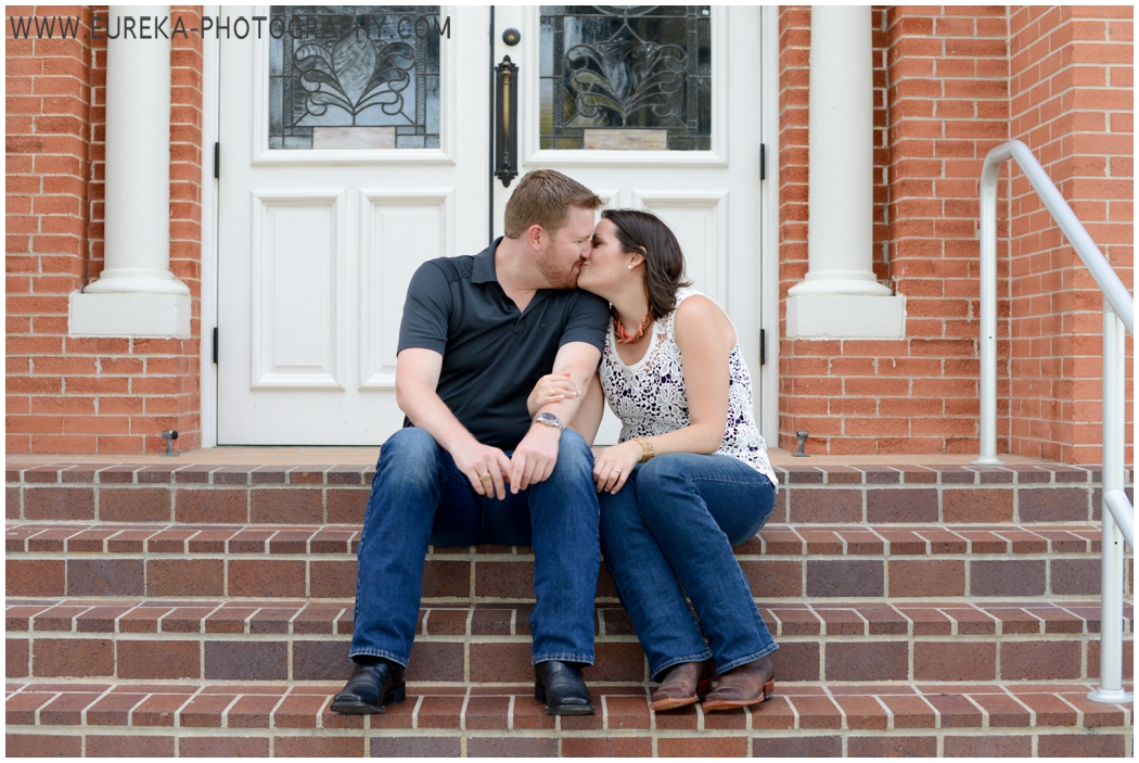 How to Prep for your engagement Session: Picking an engagement session location: your first date spot