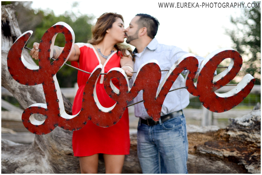 How to Prep for your engagement Session: bring cute props