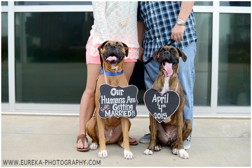 How to prep for your engagement session: bring cute props!