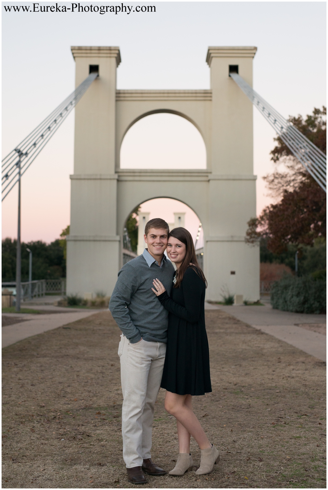 Waco Engagement Photos at the Suspension Bridge