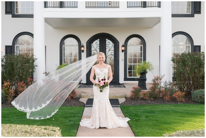 Mansion Wedding Venue near Austin Texas for Southern Brides