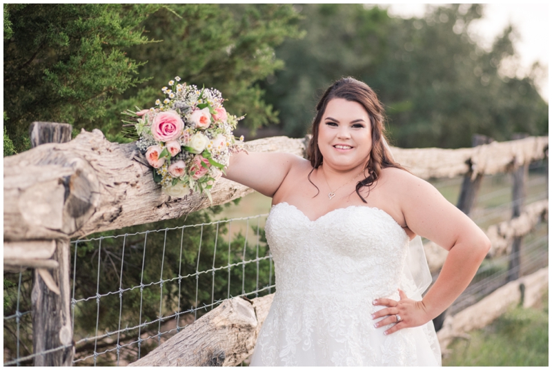 Bridal Photos at Twisted Ranch in Bertram, Texas