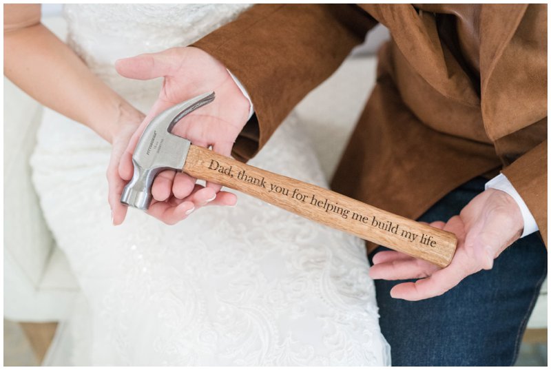 What to get your dad on your wedding day 