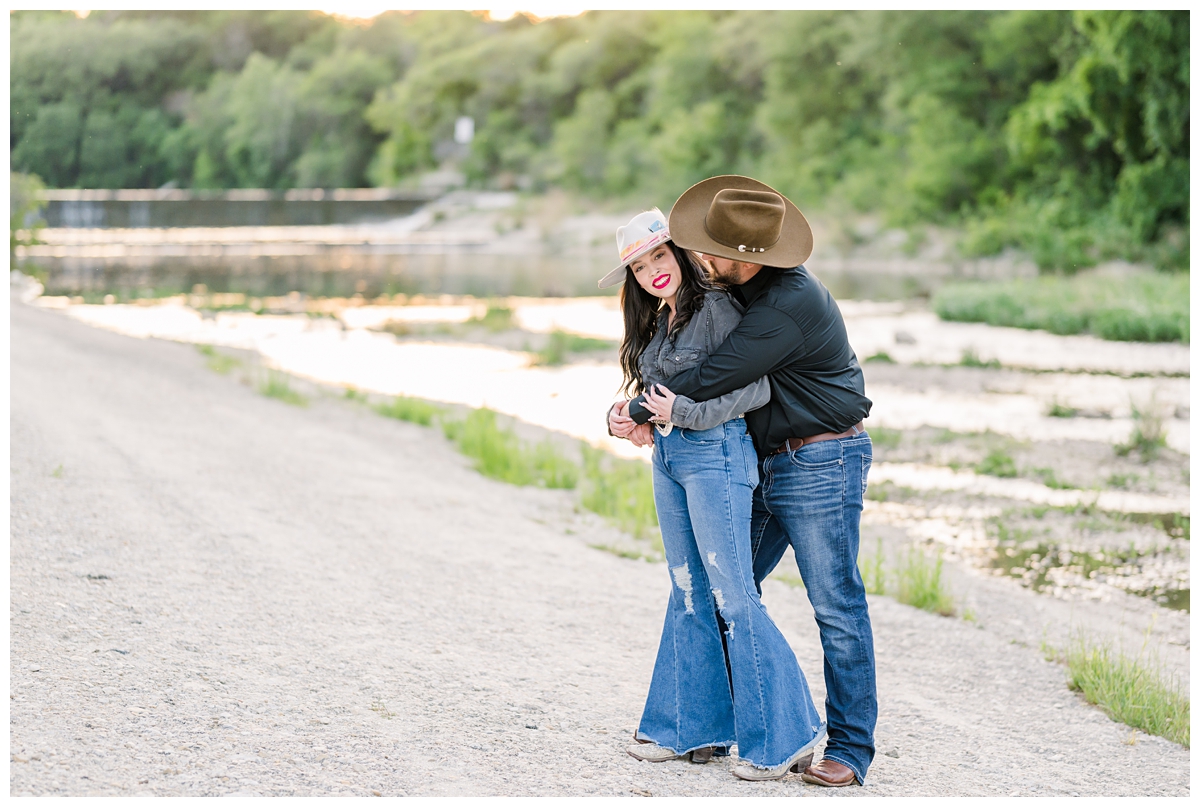 Engagement Photographer in Georgetown Texas