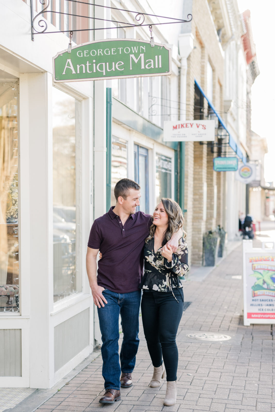 Engagement photos on the square in Georgetown Texas
