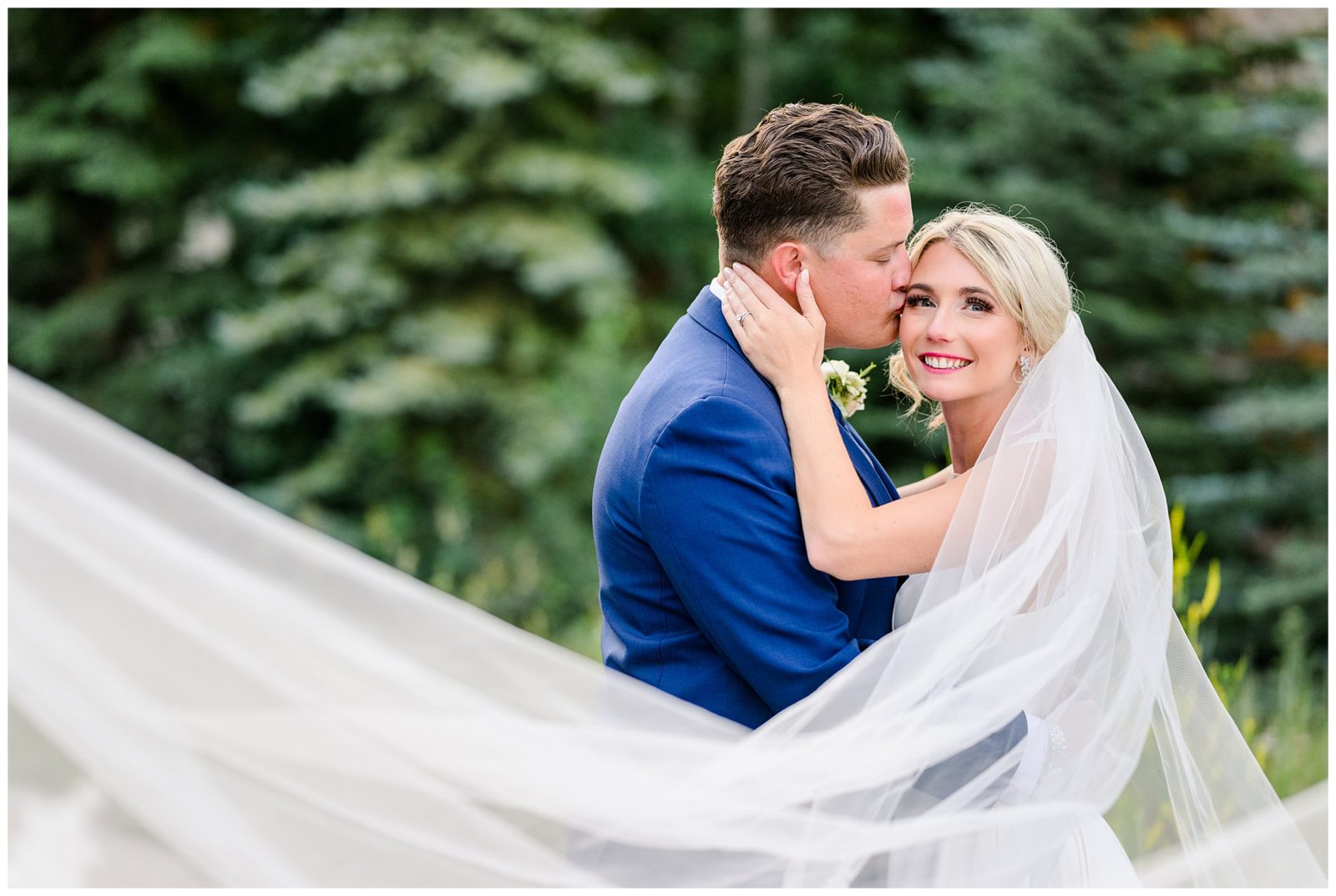 Wedding Photos in Vail Colorado