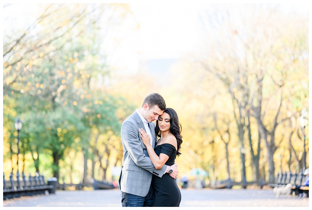 Iconic Central Park engagement photos in New York