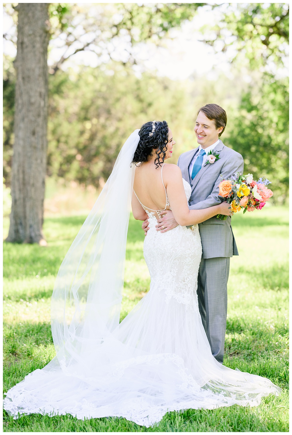 Best wedding photographer for Pecan Springs Ranch in Austin Texas