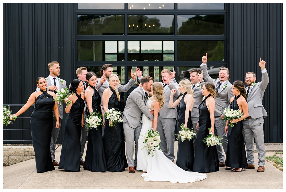 Black and white wedding at 71 West
